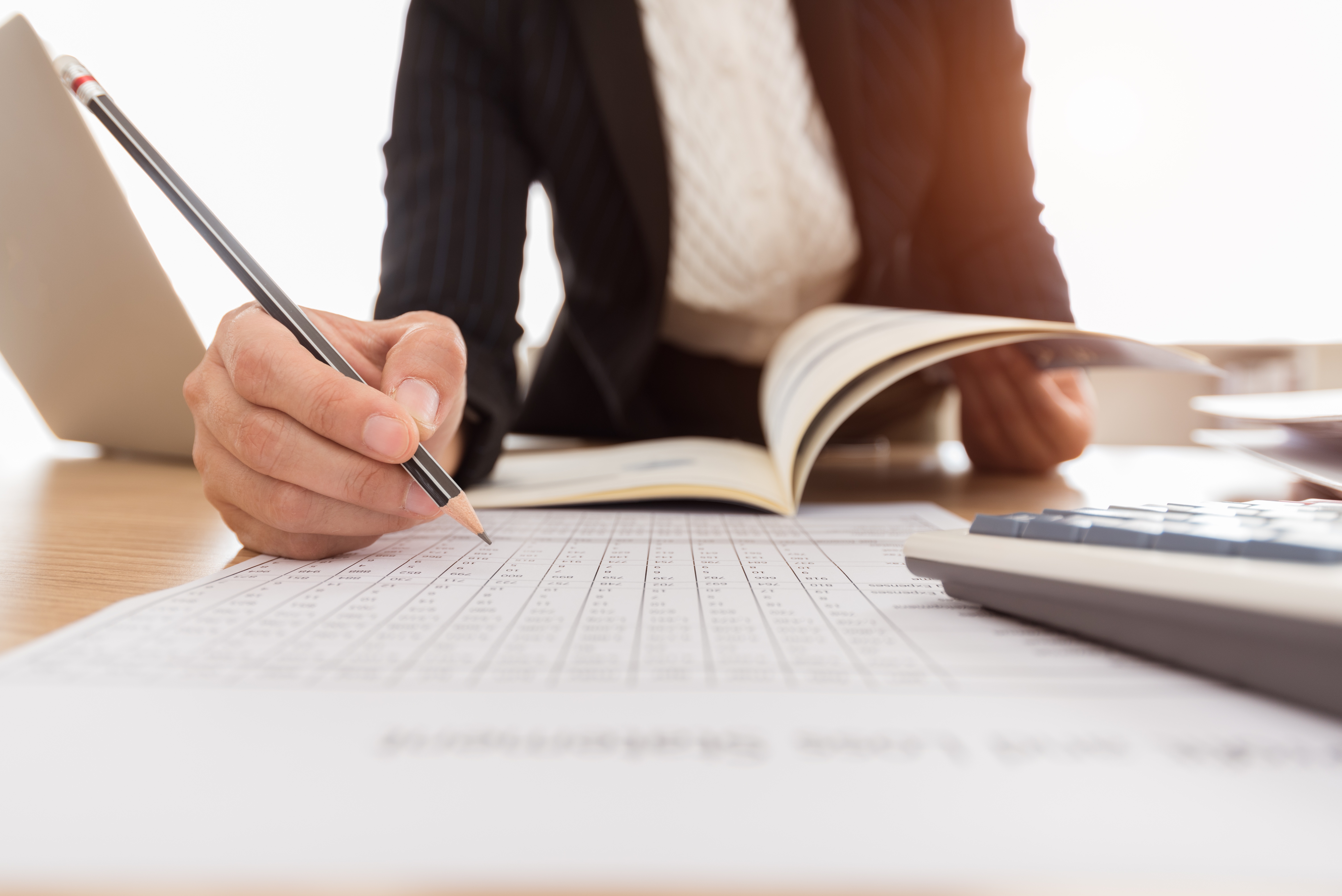 outsource payroll to a peo
